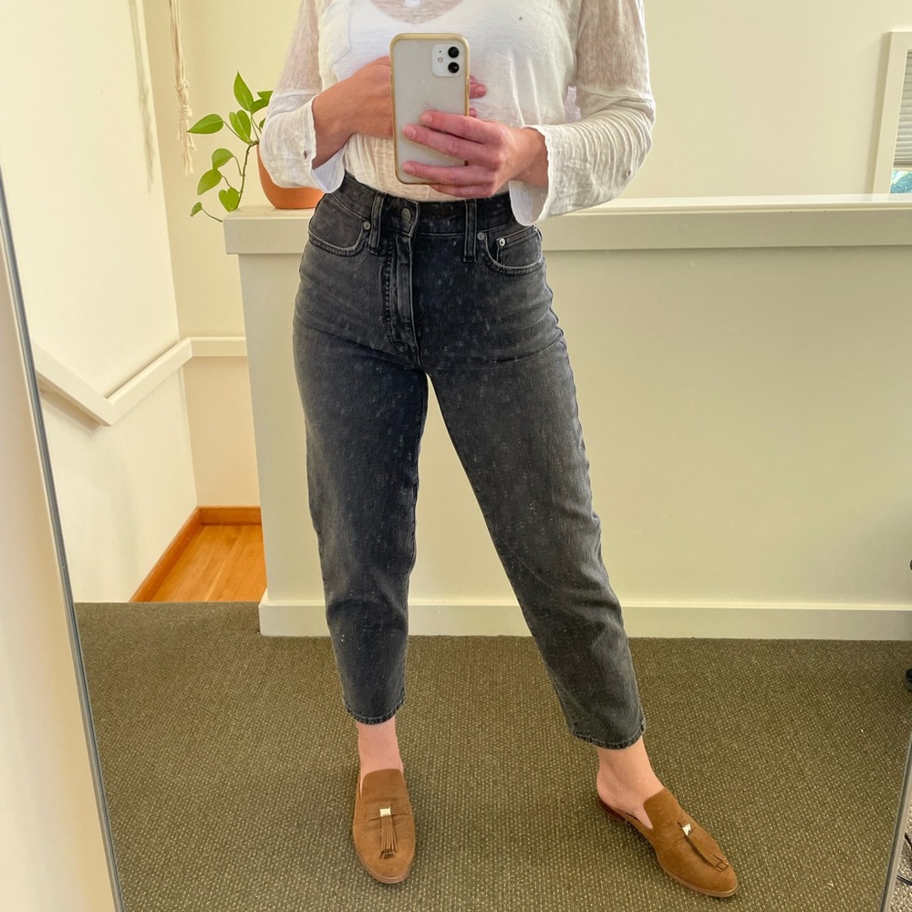 Madewell balloon jeans in faded black aka ‘Brunswick wash’ / size 23
